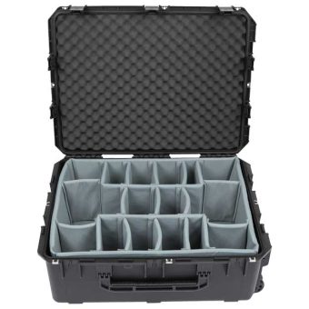 SKB iSeries Wheeled Case 29x22x10 with Padded Divider