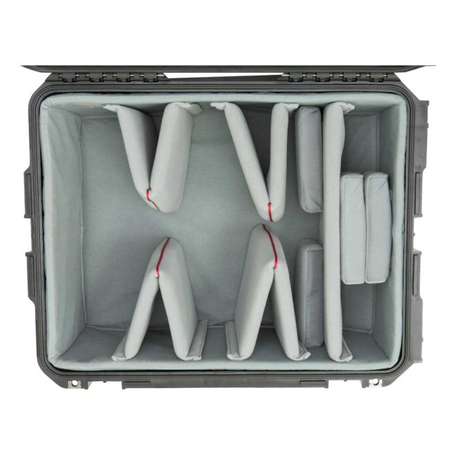 SKB iSeries 2217-10 Wheeled Case 22x17x10 with Dividers